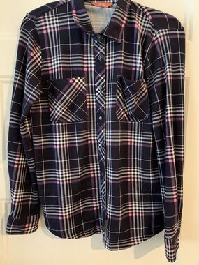 iyla , women's Plaid Button-Up blouse  flannel style fabric